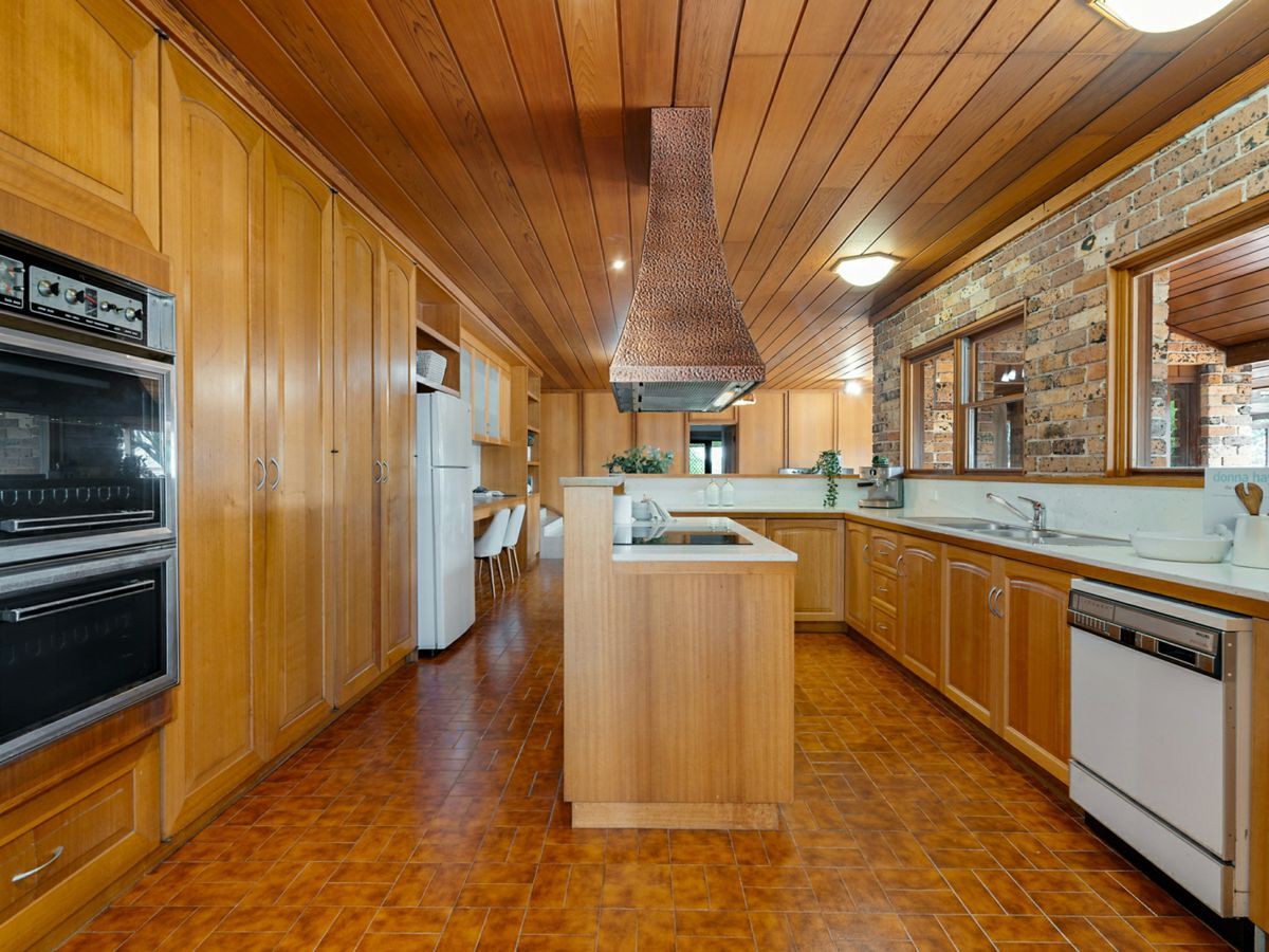 60 Fox Valley Road, DENHAM COURT, Denham Court - Thumbnail 7