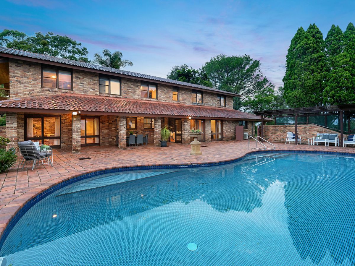 60 Fox Valley Road, DENHAM COURT, Denham Court - Image 1