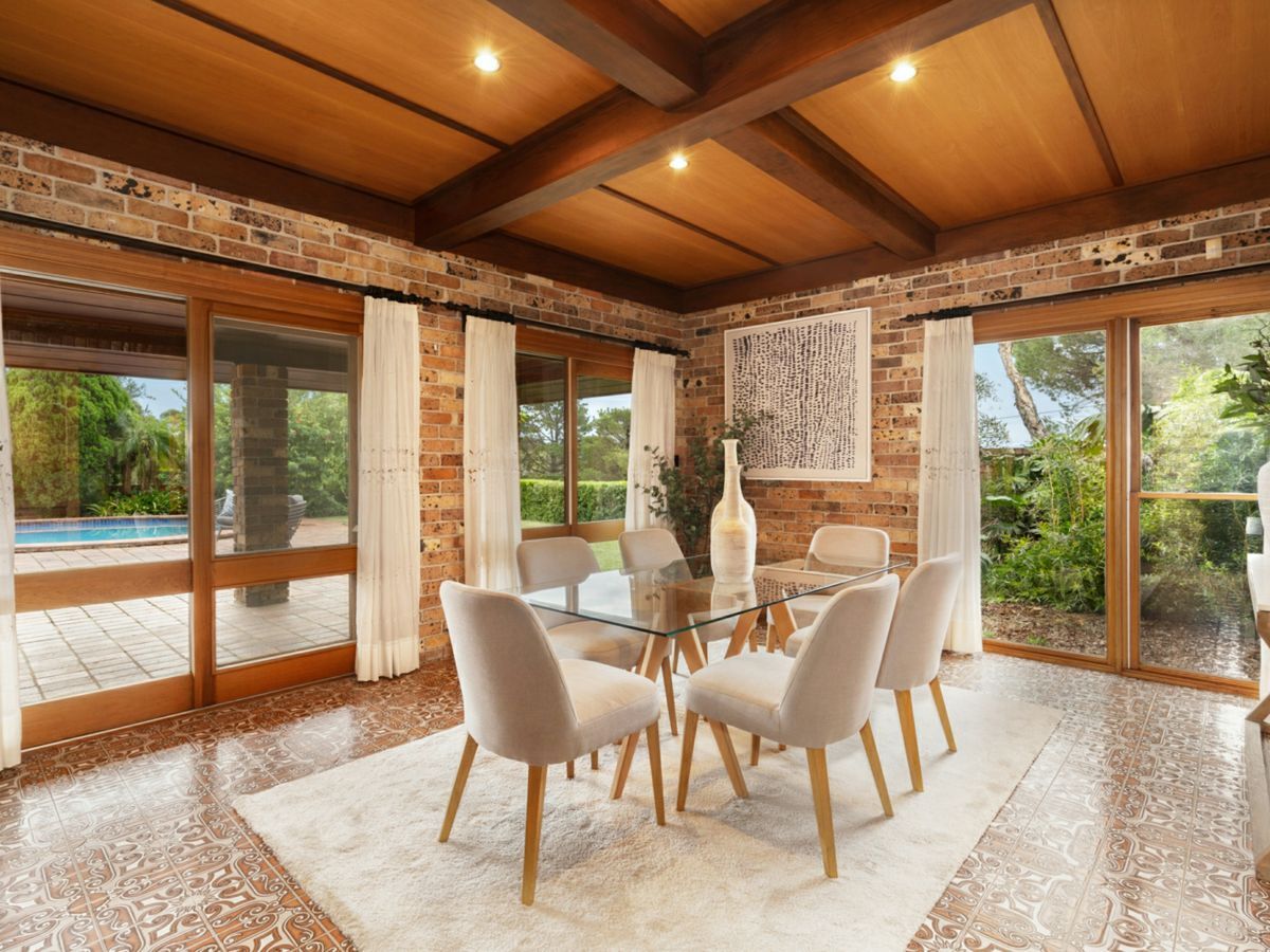 60 Fox Valley Road, DENHAM COURT, Denham Court - Thumbnail 4