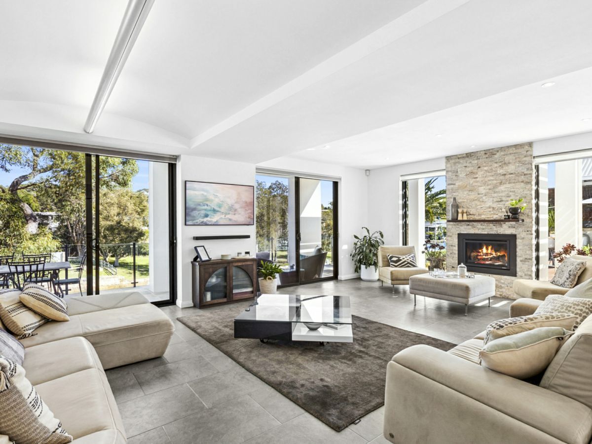 102 Crescent Road, NEWPORT, Newport - Thumbnail 3