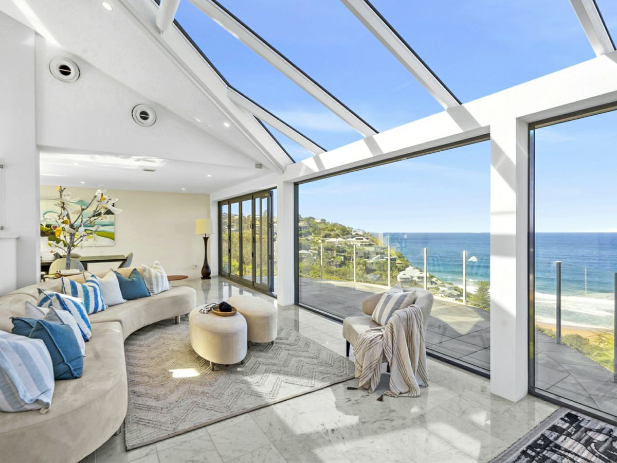 37 Karloo Parade, NEWPORT, Newport - Thumbnail 2