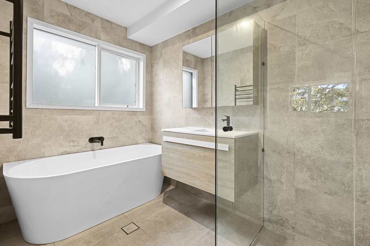73 Cheryl Crescent, NEWPORT, Newport - Thumbnail 4