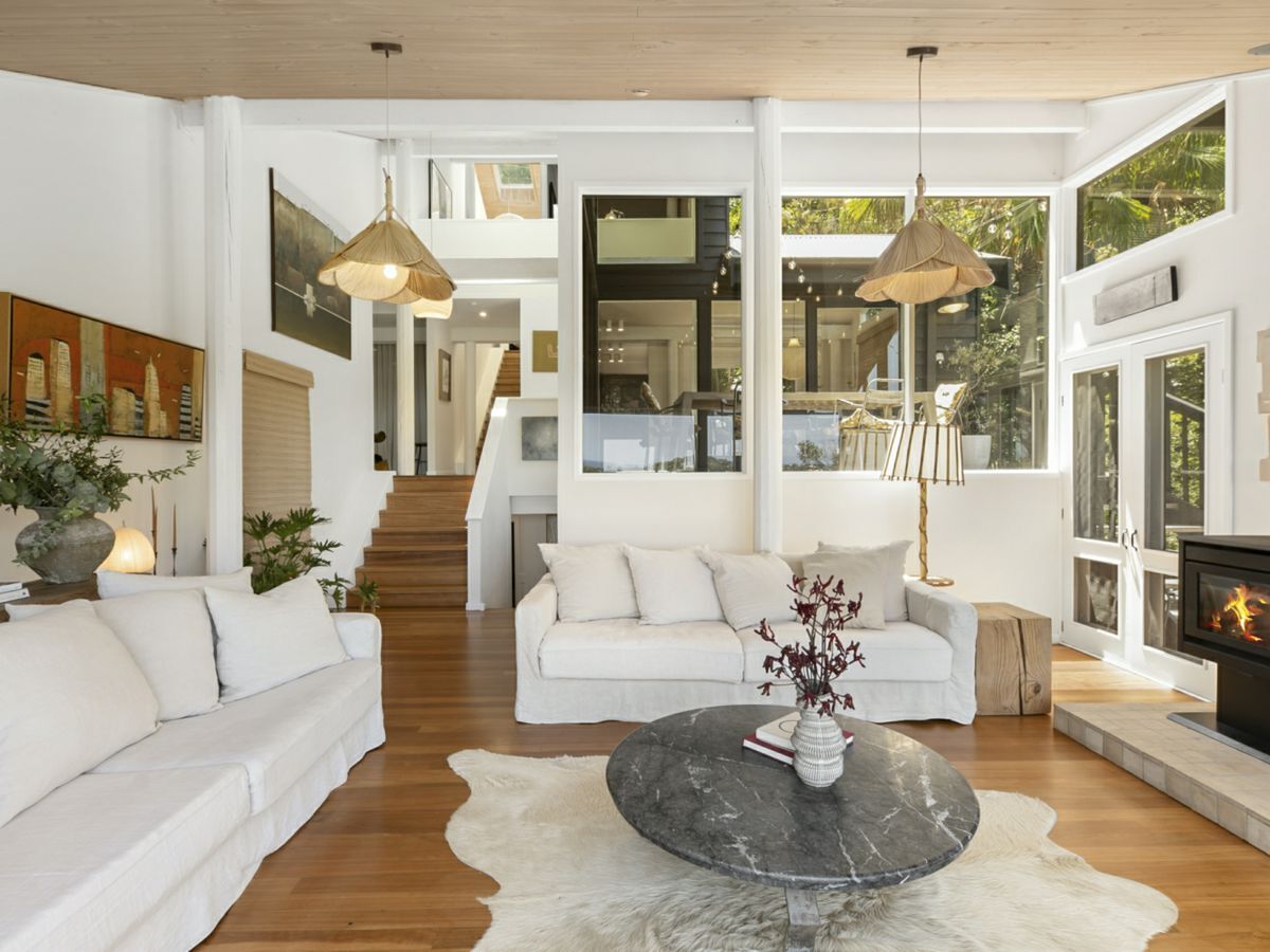 51 Cheryl Crescent, NEWPORT, Newport - Thumbnail 2