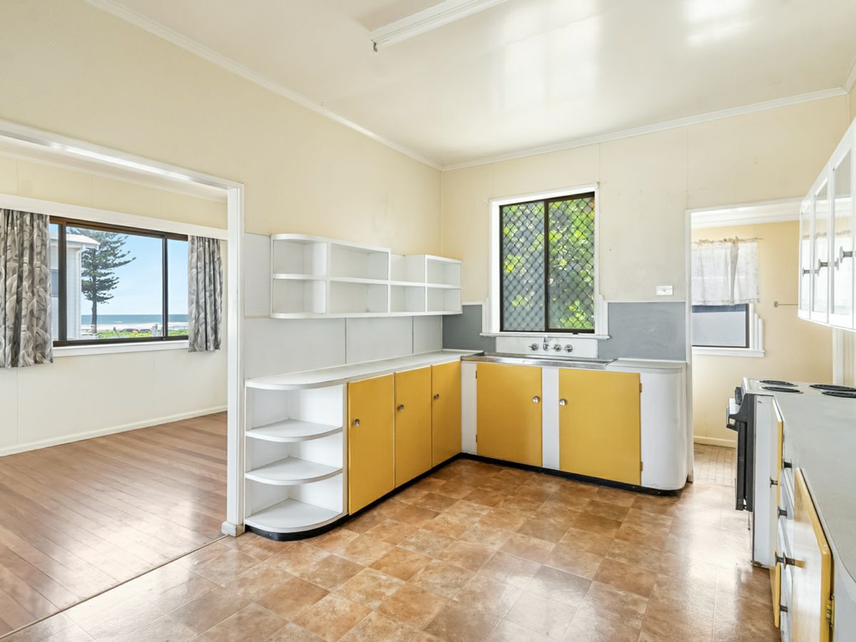 1 Lennox Street, LENNOX HEAD, Lennox Head - Thumbnail 4