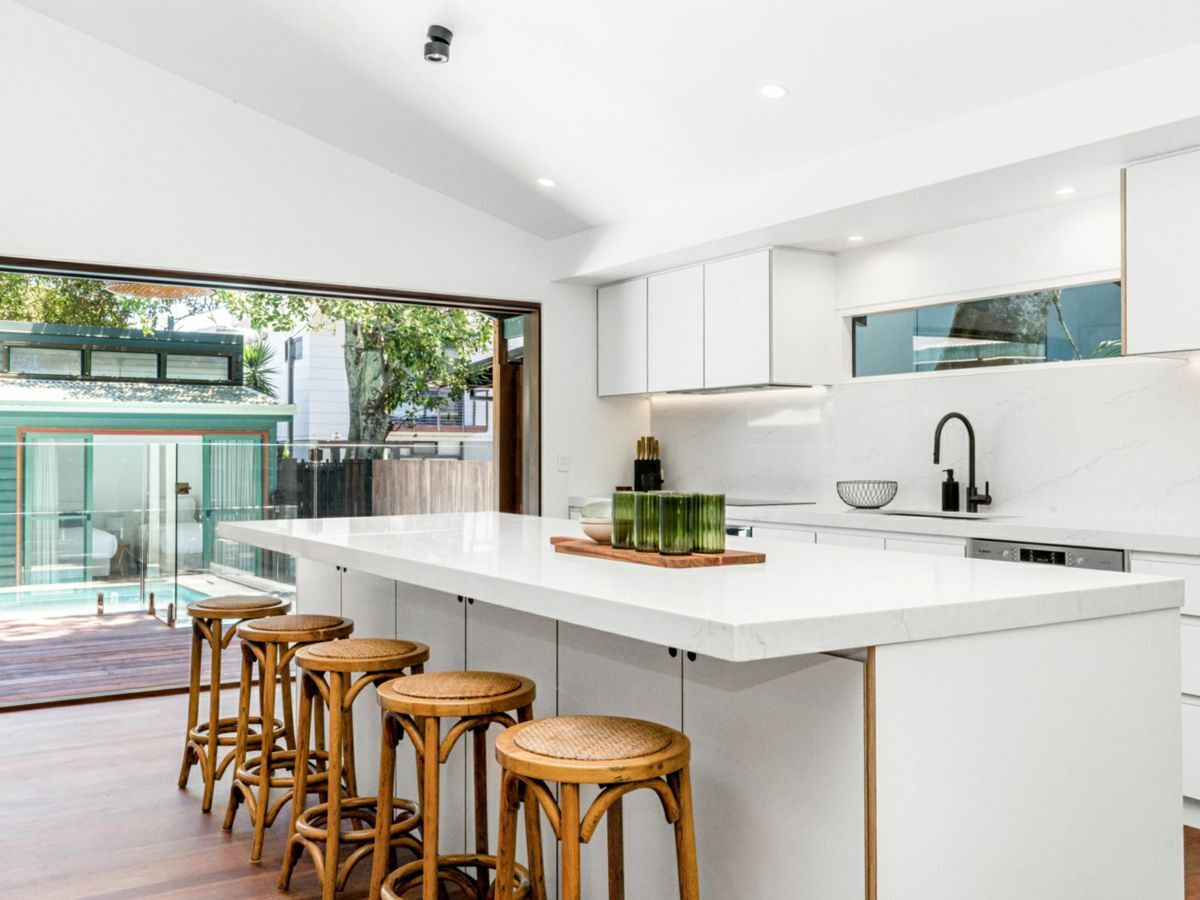 20 Cavvanbah Street, BYRON BAY, Byron Bay - Thumbnail 2