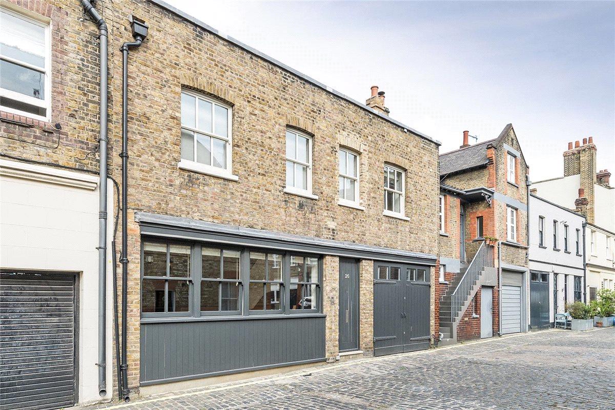 house to rent in Weymouth Mews, London, W1G MRQ012016825 Knight Frank