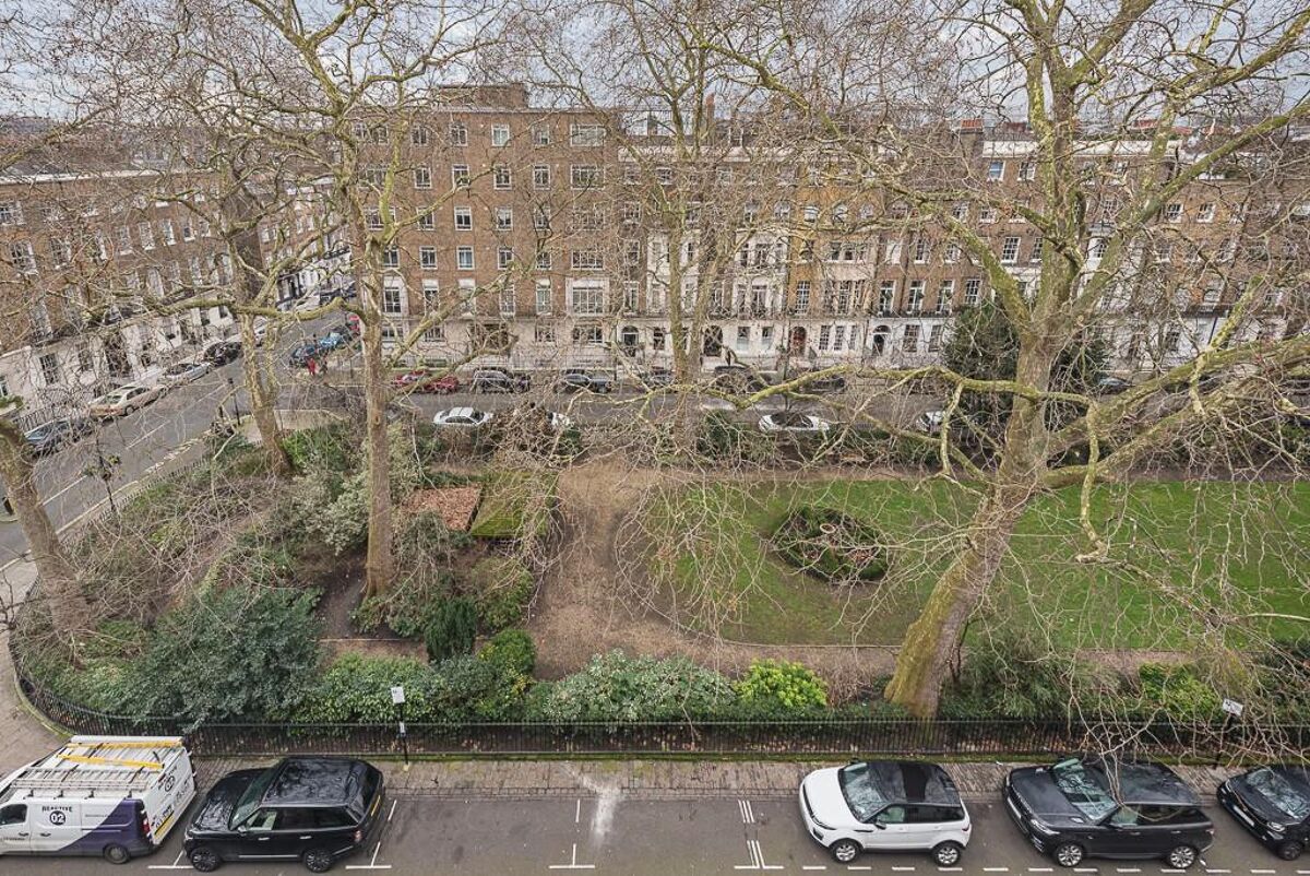 flat to rent in Montagu Square, London, W1H MRQ012088037 Knight Frank
