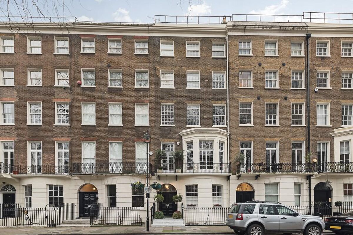 flat to rent in Montagu Square, London, W1H MRQ012088037 Knight Frank