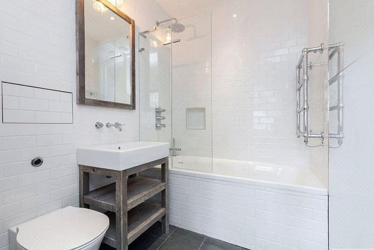 flat to rent in Great Titchfield Street, Fitzrovia, London, W1W