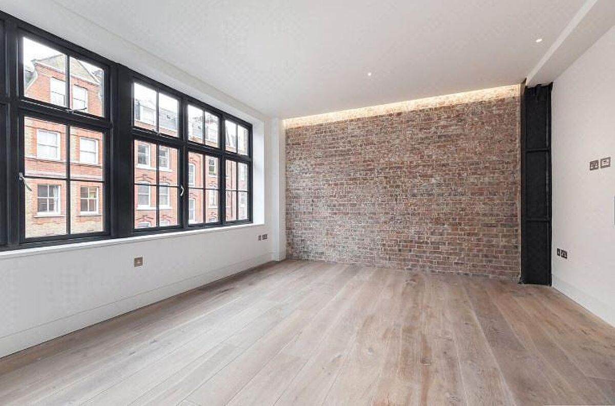 flat to rent in Great Titchfield Street, Fitzrovia, London, W1W