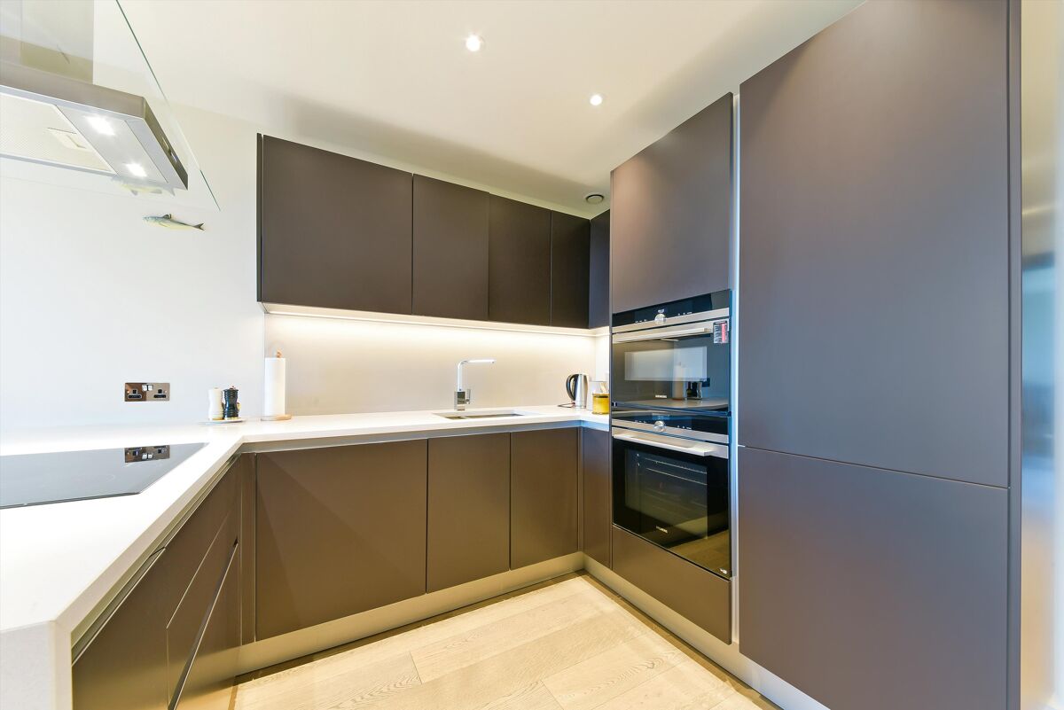 flat to rent in Queenstown Road, London, SW11 MRQ012229963 Knight Frank