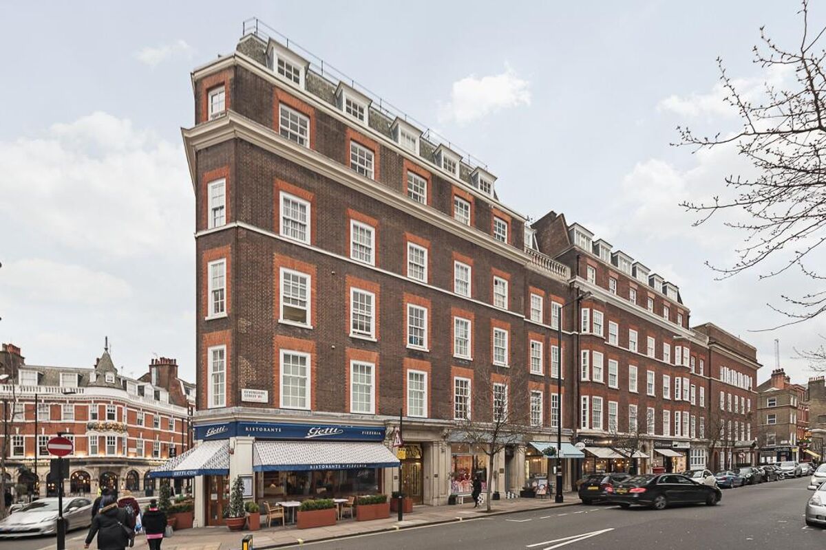flat to rent in Basildon Court, Devonshire Street, Marylebone, London