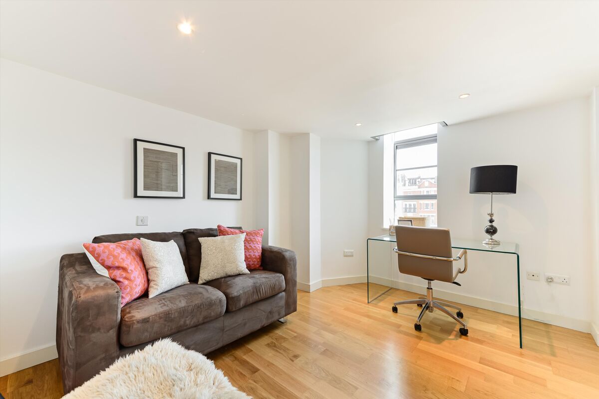 flat to rent in Blandford Street, London, W1U - MRQ012283562 | Knight Frank