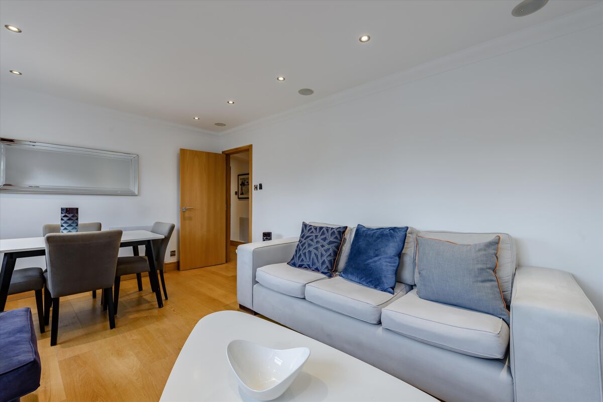 flat to rent in Crawford Street, Marylebone W1H MRQ012289330 Knight
