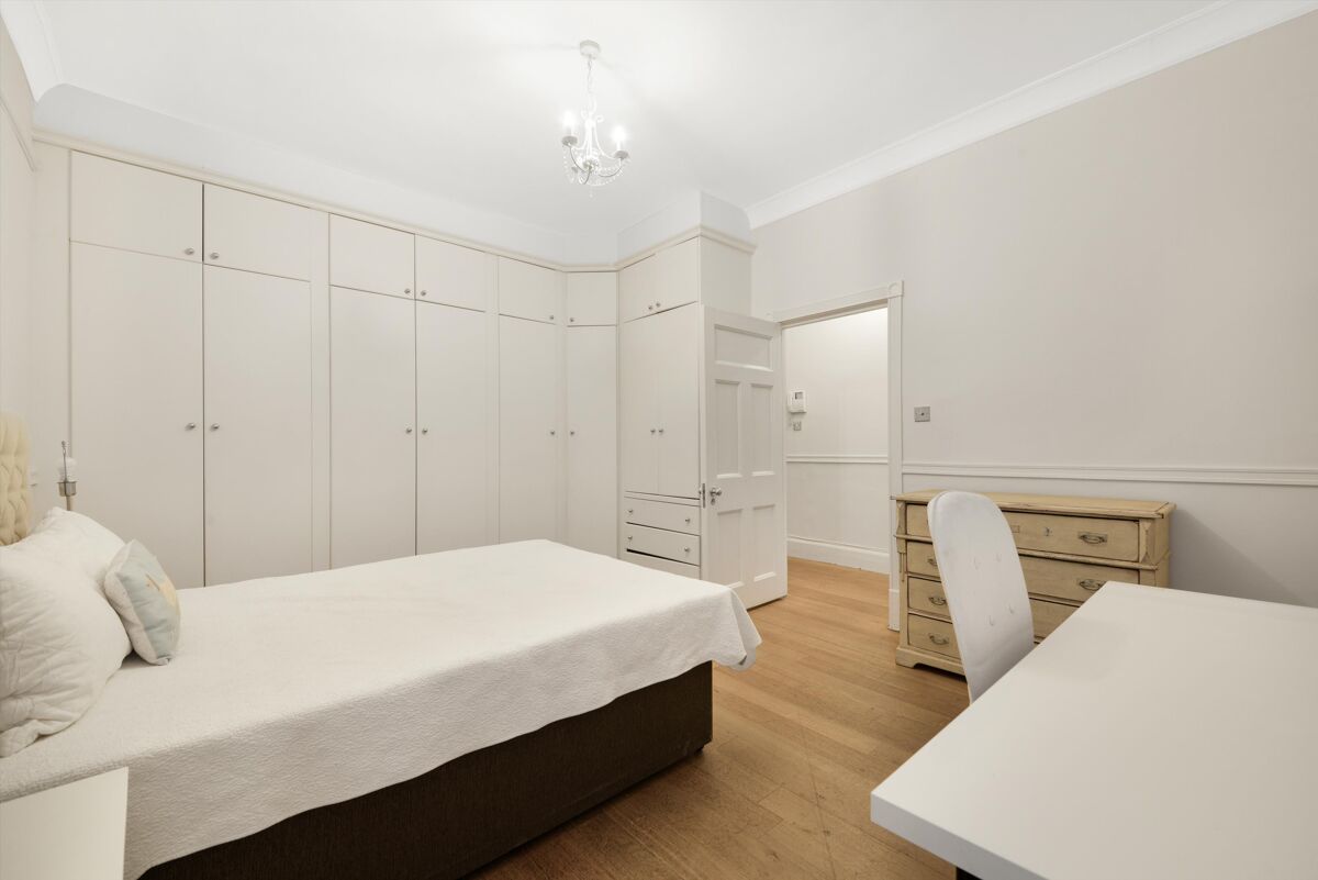 flat to rent in Portman Mansions, Marylebone, London, W1U ...