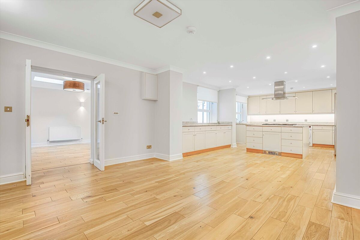 flat to rent in Weymouth Street, Marylebone, London, W1G MRQ012304333