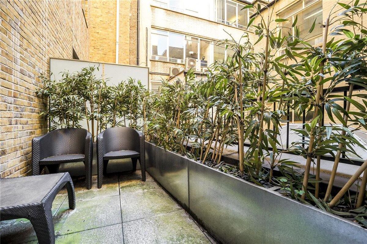 flat to rent in Picton Place, Marylebone, London, W1U MRQ012393028 Knight Frank