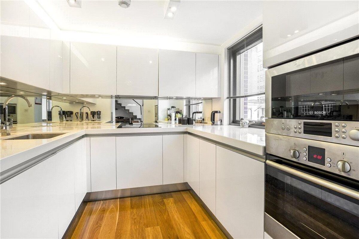 flat to rent in Picton Place, Marylebone, London, W1U MRQ012393028 Knight Frank