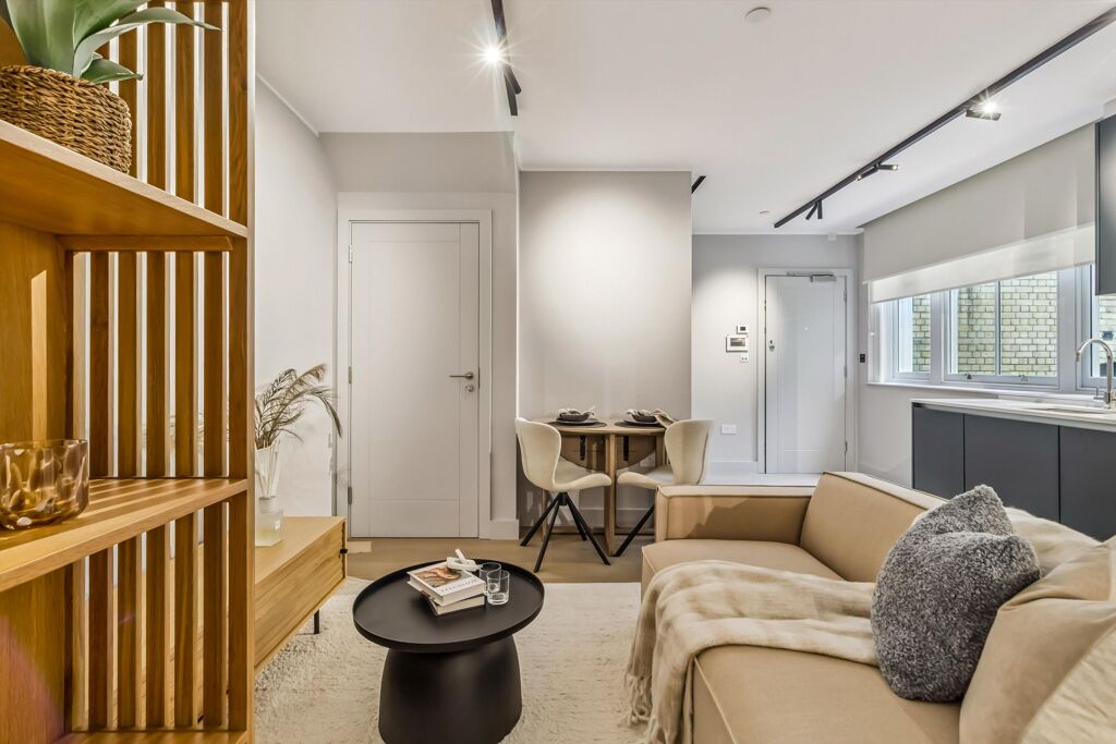 Image of Clenston Mews, London, W1H