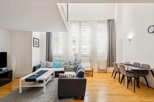 Picture of 3 bedroom flat for rent.