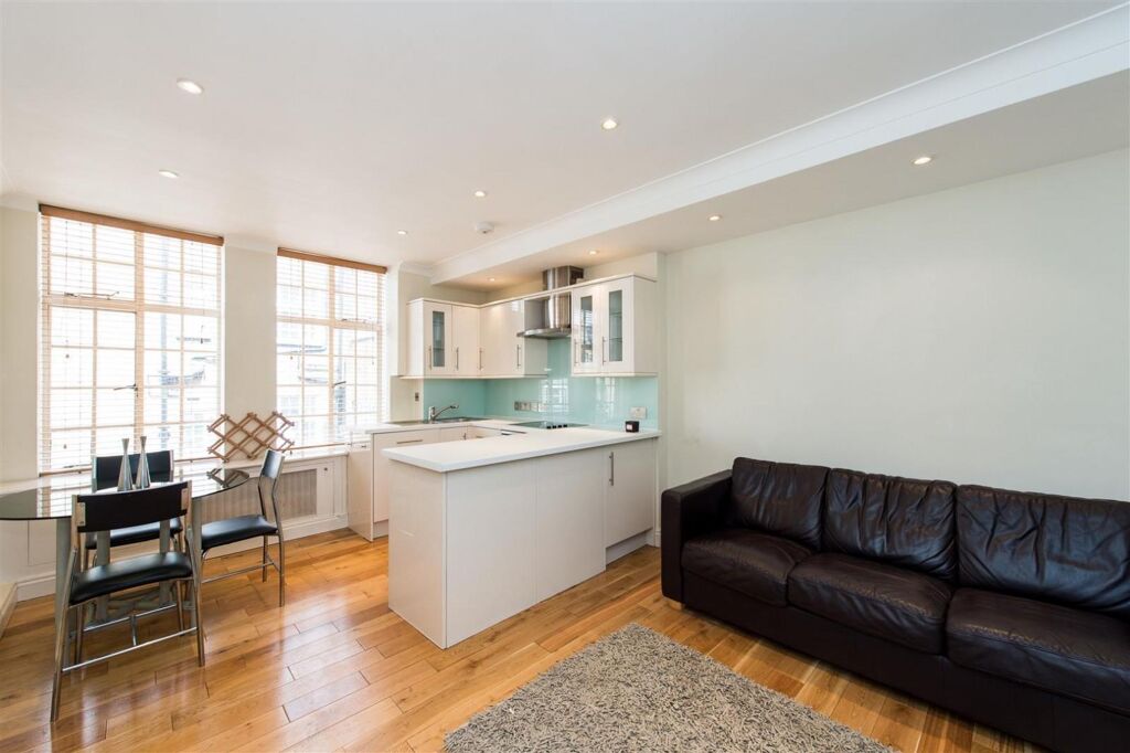 Image of Hallam Street, Marylebone, London W1W
