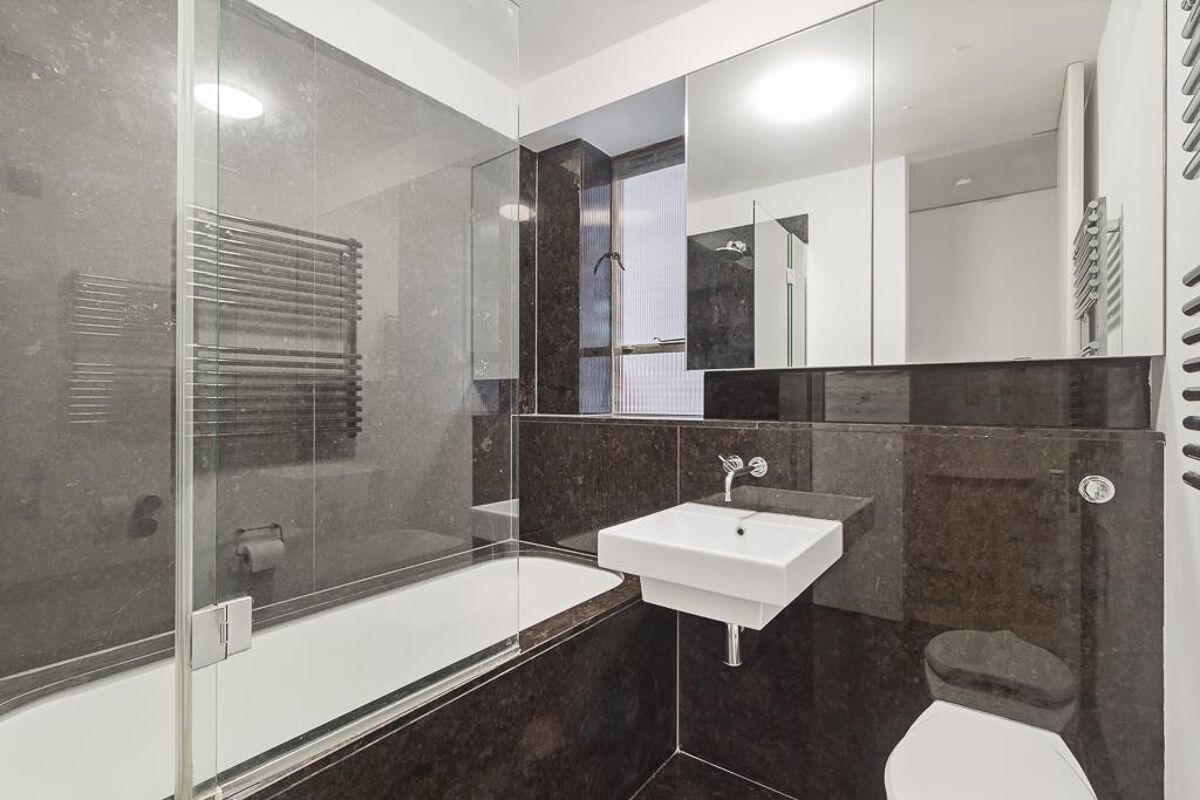 flat for sale in Wimpole Street, Marylebone, London, W1G MRY012086194