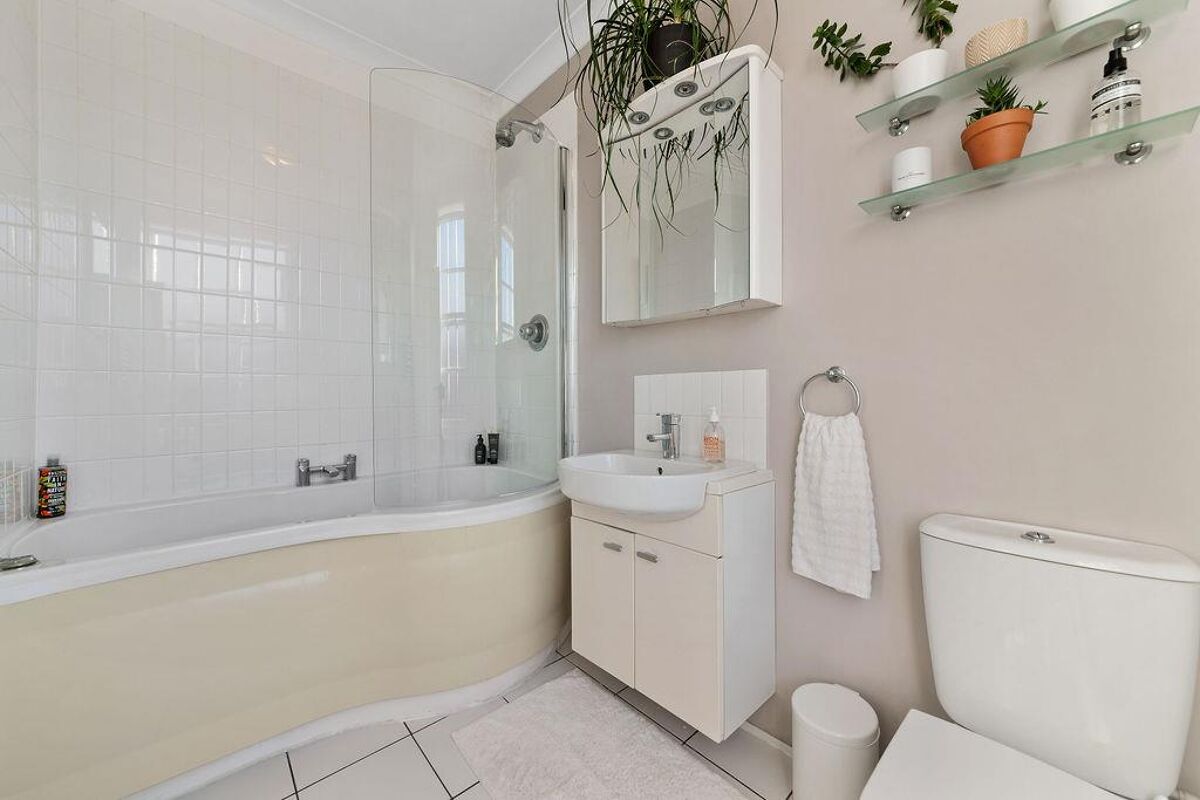 flat for sale in Seymour Place, London, W1H MRY012180204 Knight Frank