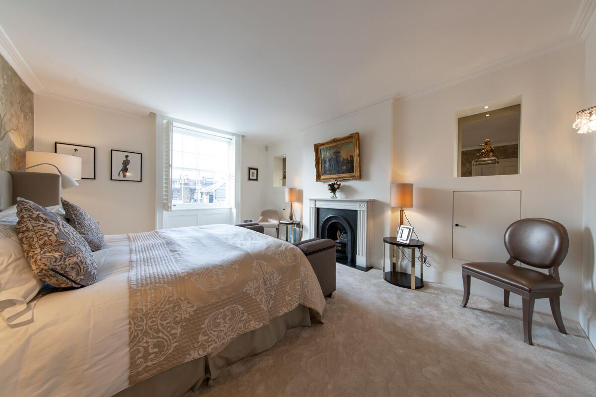 house for sale in Gloucester Place, London, NW1 MRY012210198 Knight