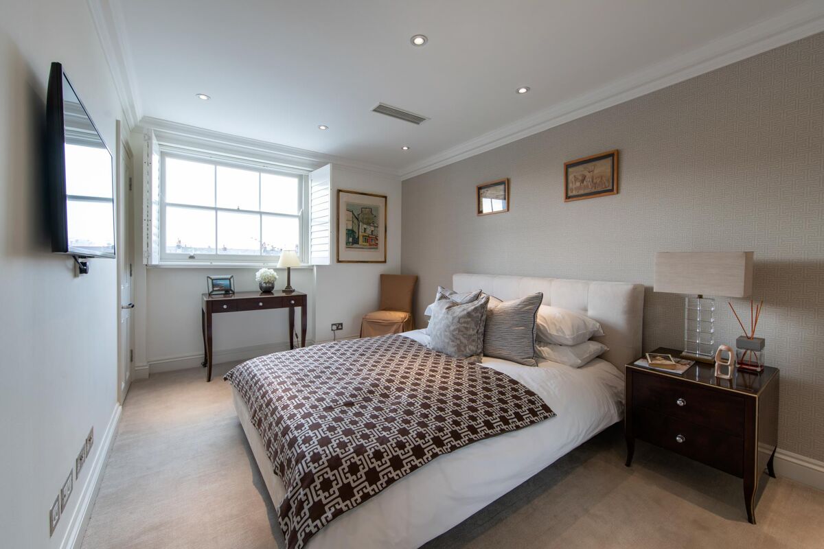 house for sale in Gloucester Place, London, NW1 MRY012210198 Knight