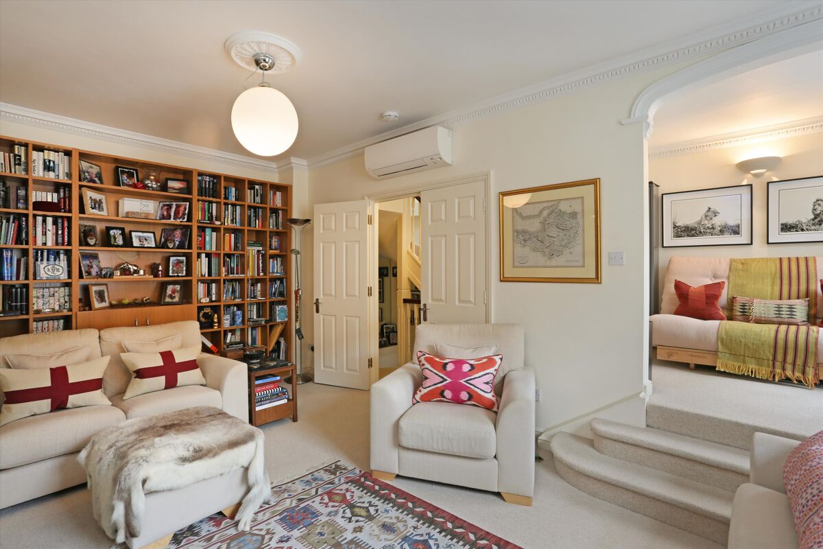 townhouse for sale in Upper Montagu Street, London, W1H MRY012243611