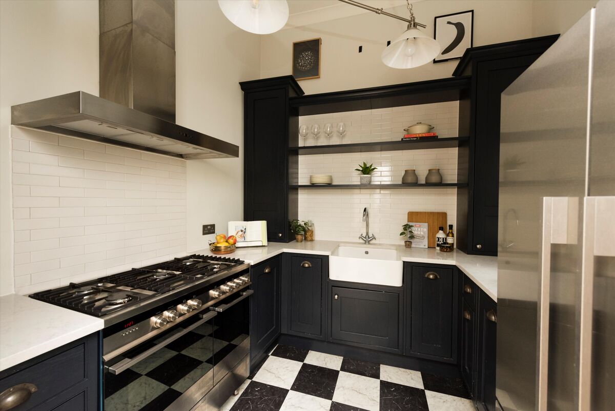 flat for sale in Connaught Square, London, W2. MRY012289728 Knight