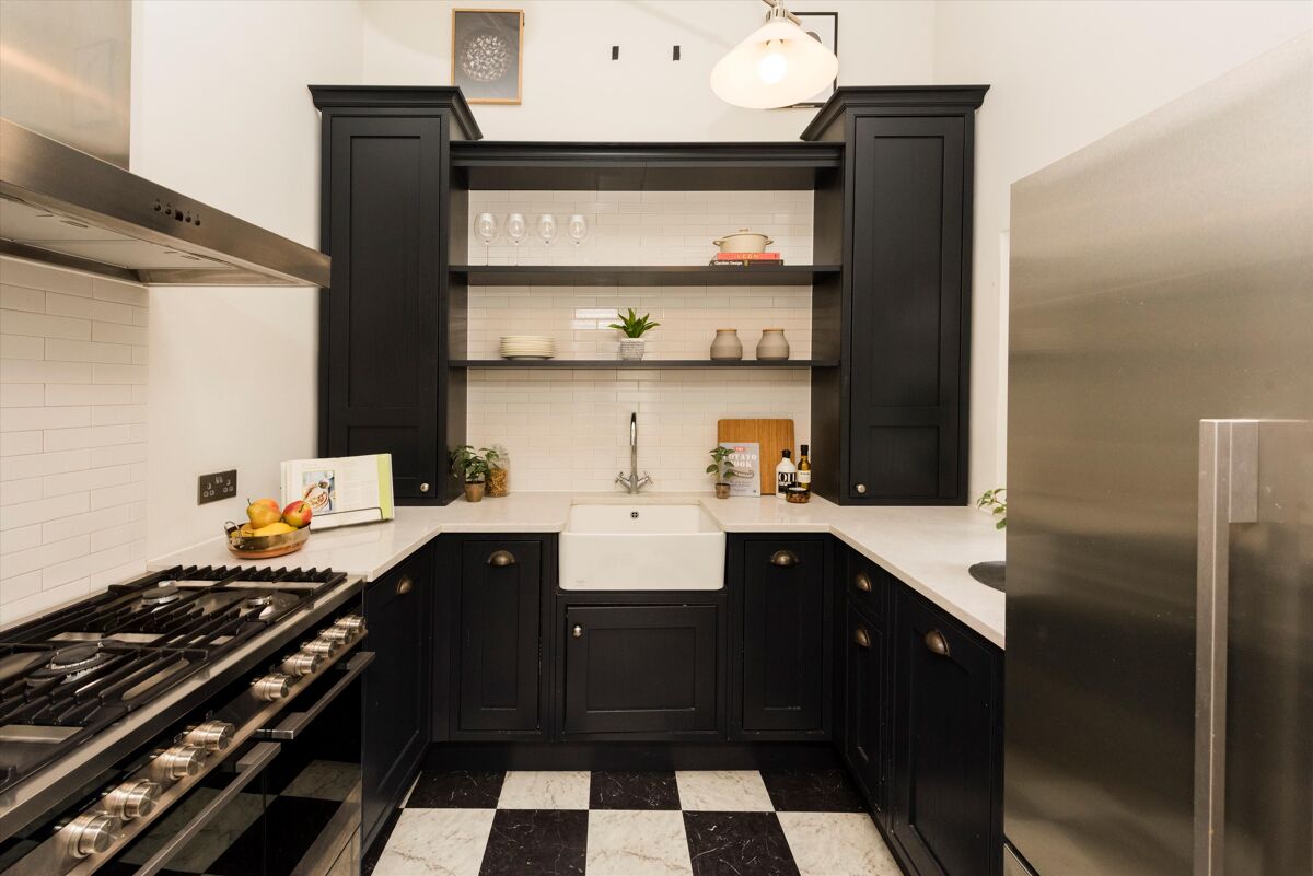 flat for sale in Connaught Square, London, W2. MRY012289728 Knight