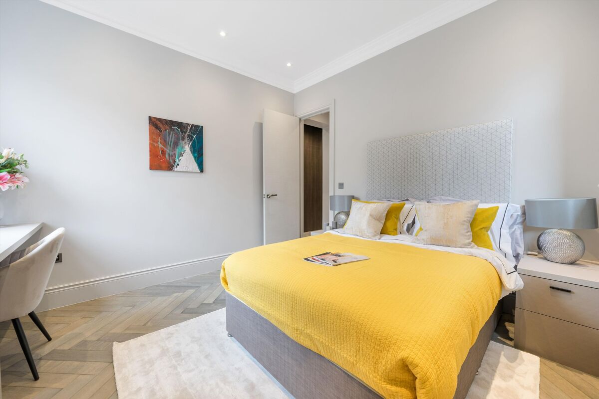 flat for sale in 20 New Cavendish Street, London, W1G MRY012291809 Knight Frank