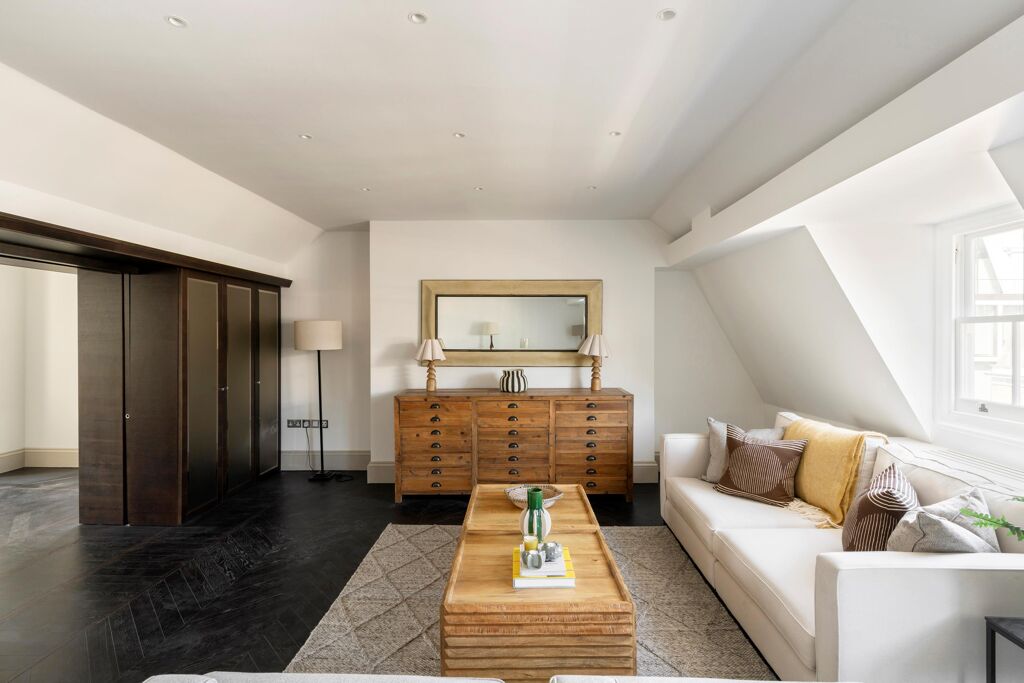 Image of Fitzhardinge Street, Marylebone, W1H.