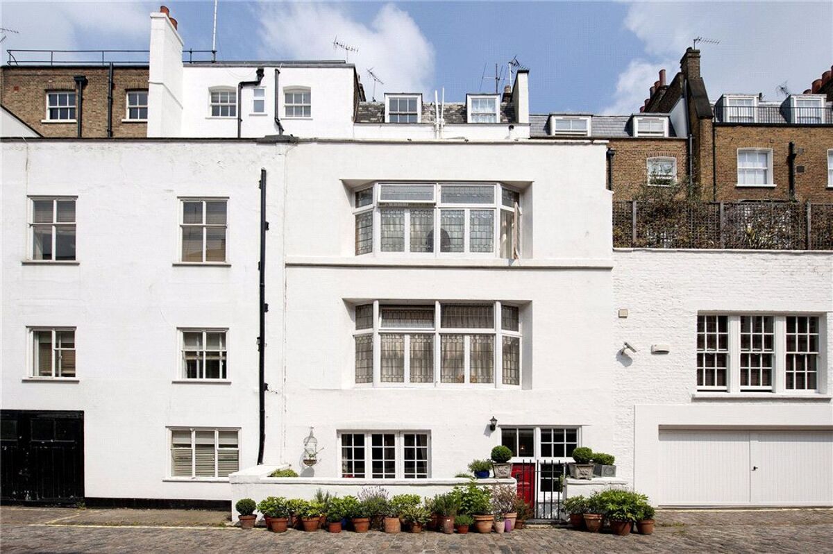 flat for sale in Bryanston Mews East, Marylebone, London, W1H