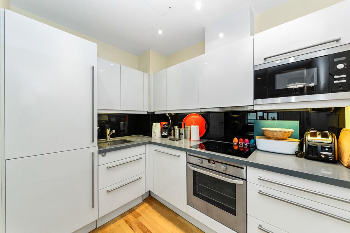 flat for sale in Blandford Street, Marylebone, London, W1U MRY130105