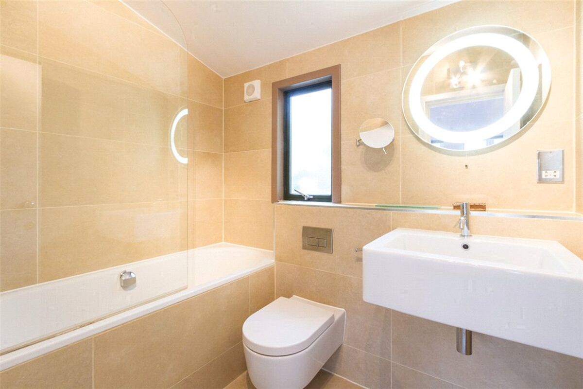 flat for sale in Tiger House, Burton Street, Bloomsbury, London, WC1H