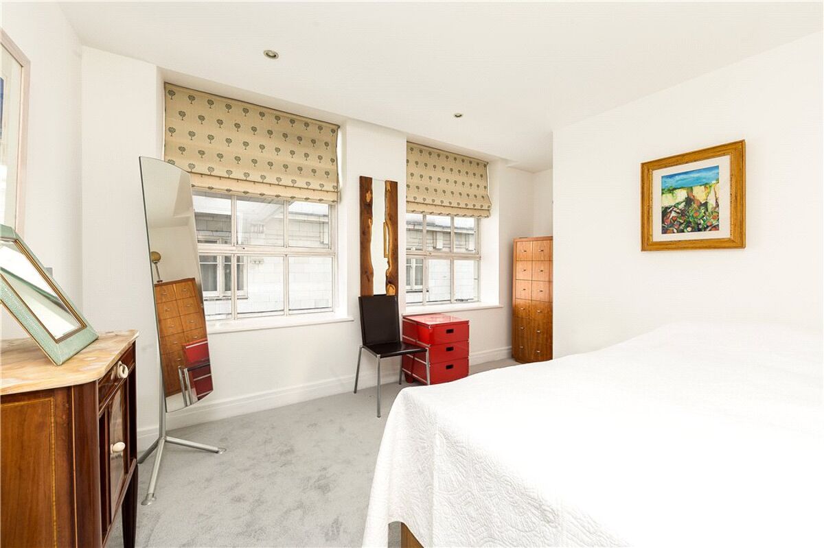 flat for sale in Harlequin Court, 20 Tavistock Street, Covent Garden