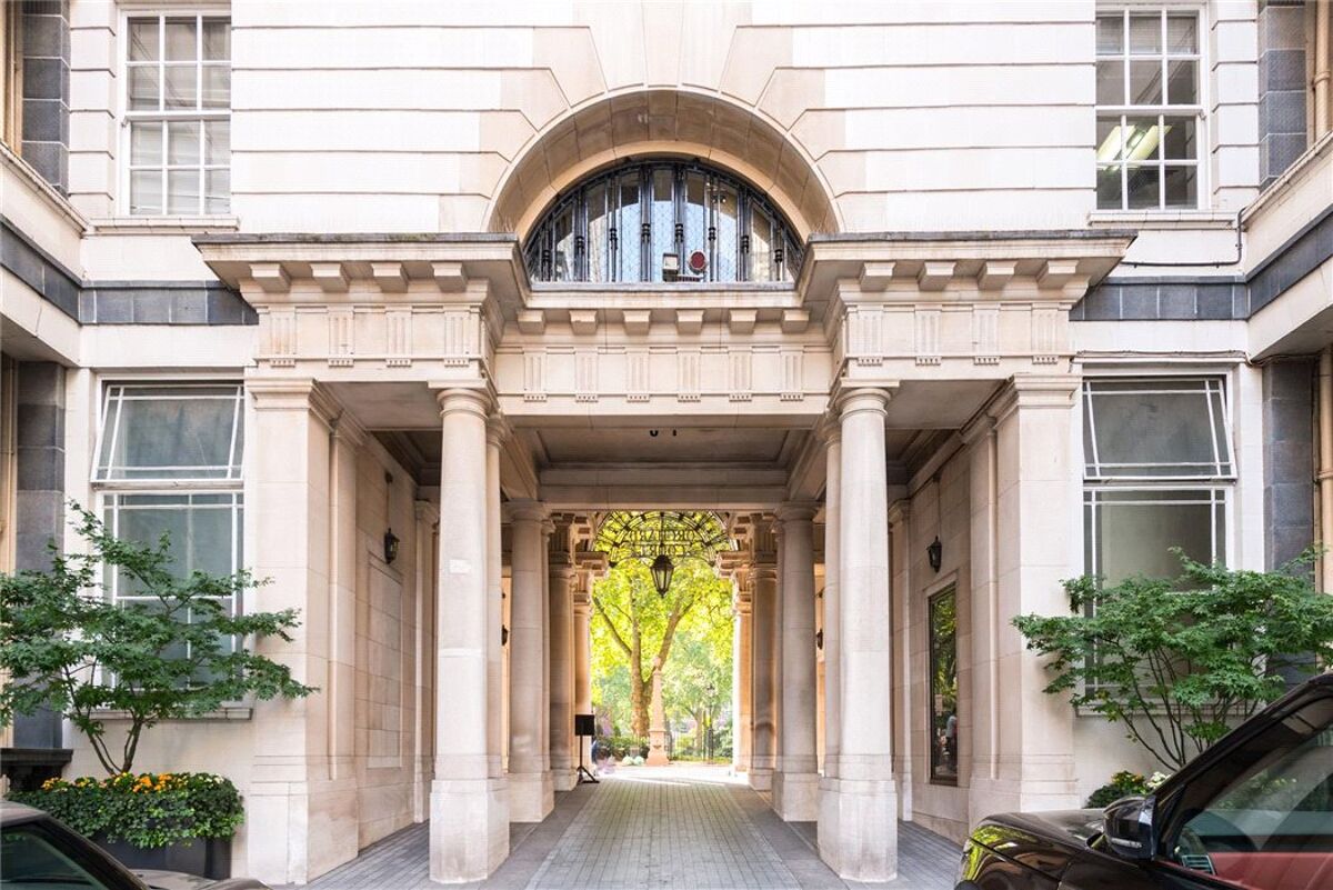 flat for sale in Orchard Court, Portman Square, London, W1H MRY160021