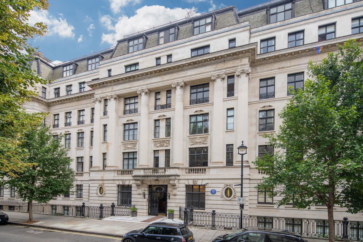 flat for sale in Mansfield Street, London, W1G - MRY170048 | Knight Frank