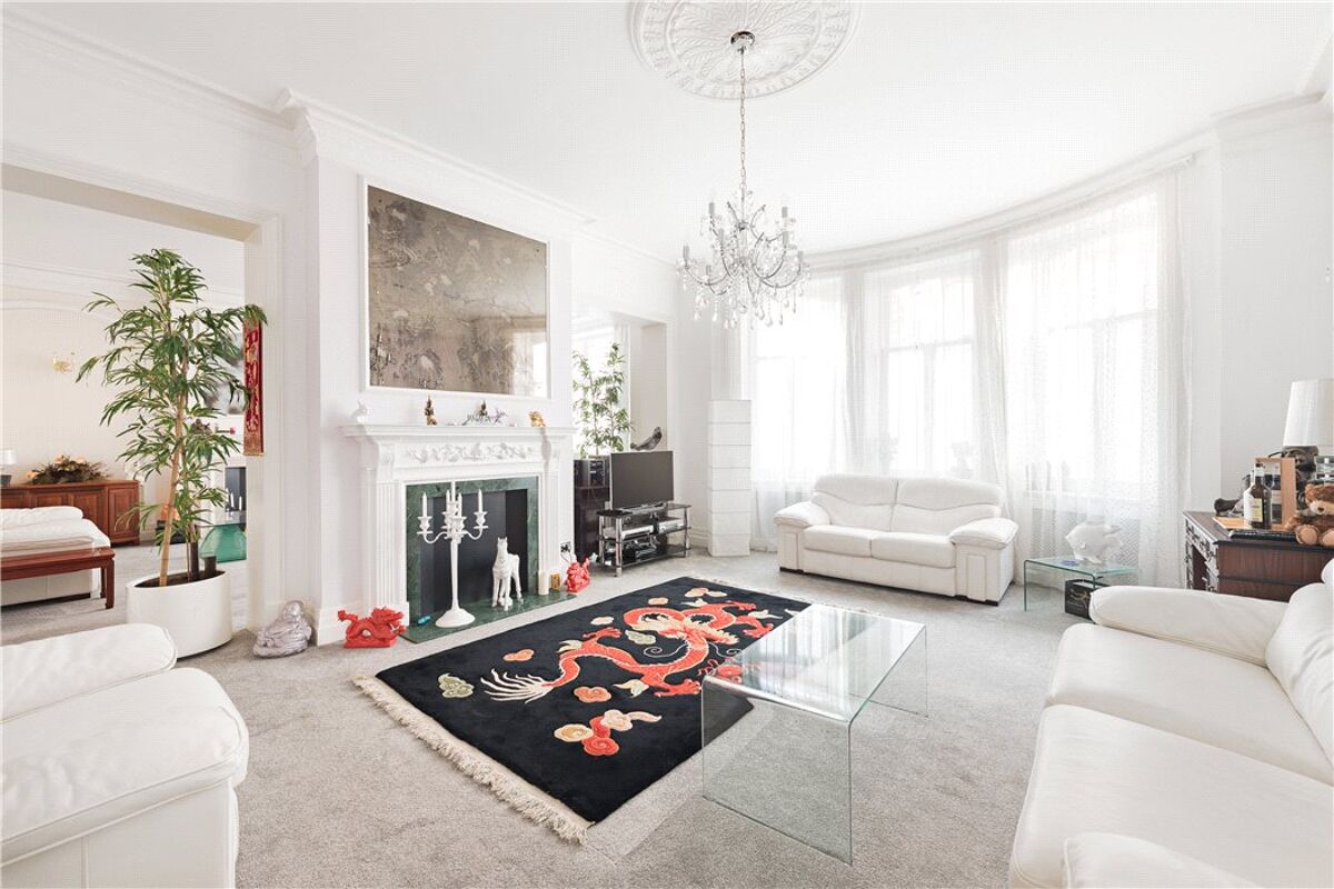 flat for sale in Hyde Park Mansions, Cabbell Street, Marylebone, London