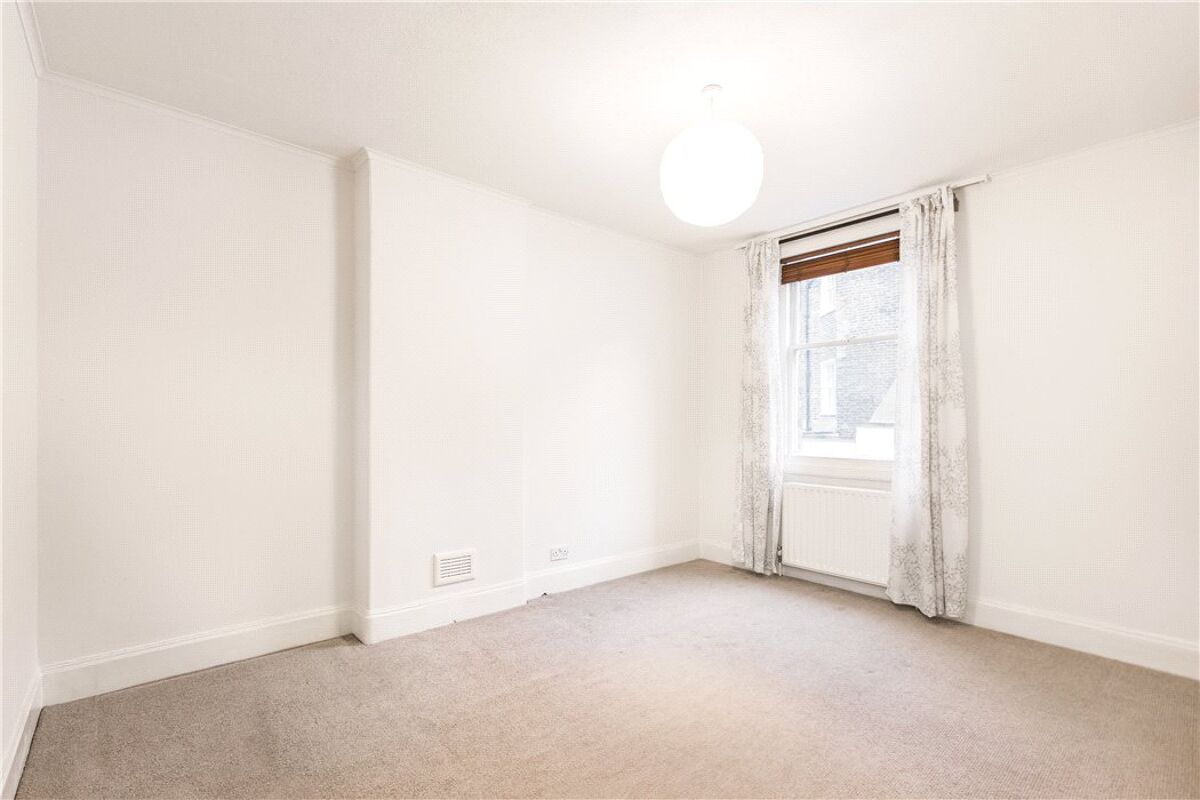 flat for sale in Wendover Court, Chiltern Street, Marylebone, London