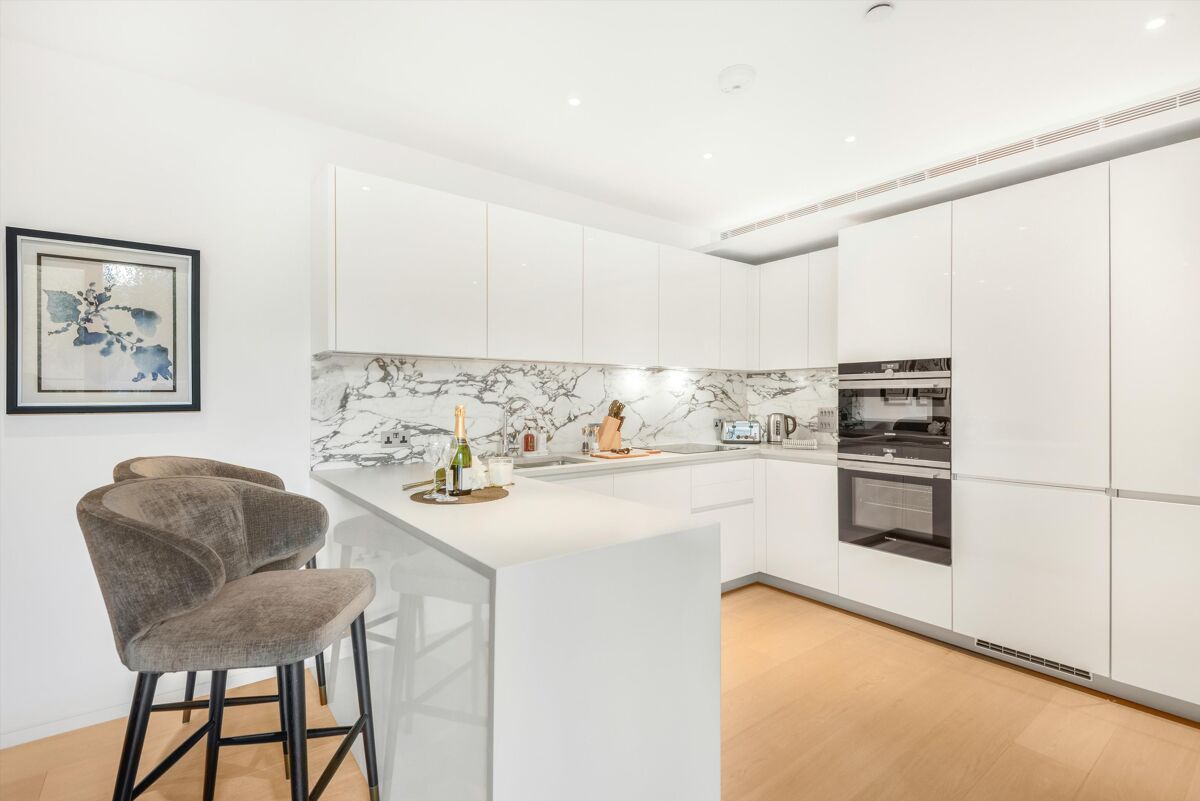 flat for sale in Seymour Street, Marylebone, London, W1H MRY190019