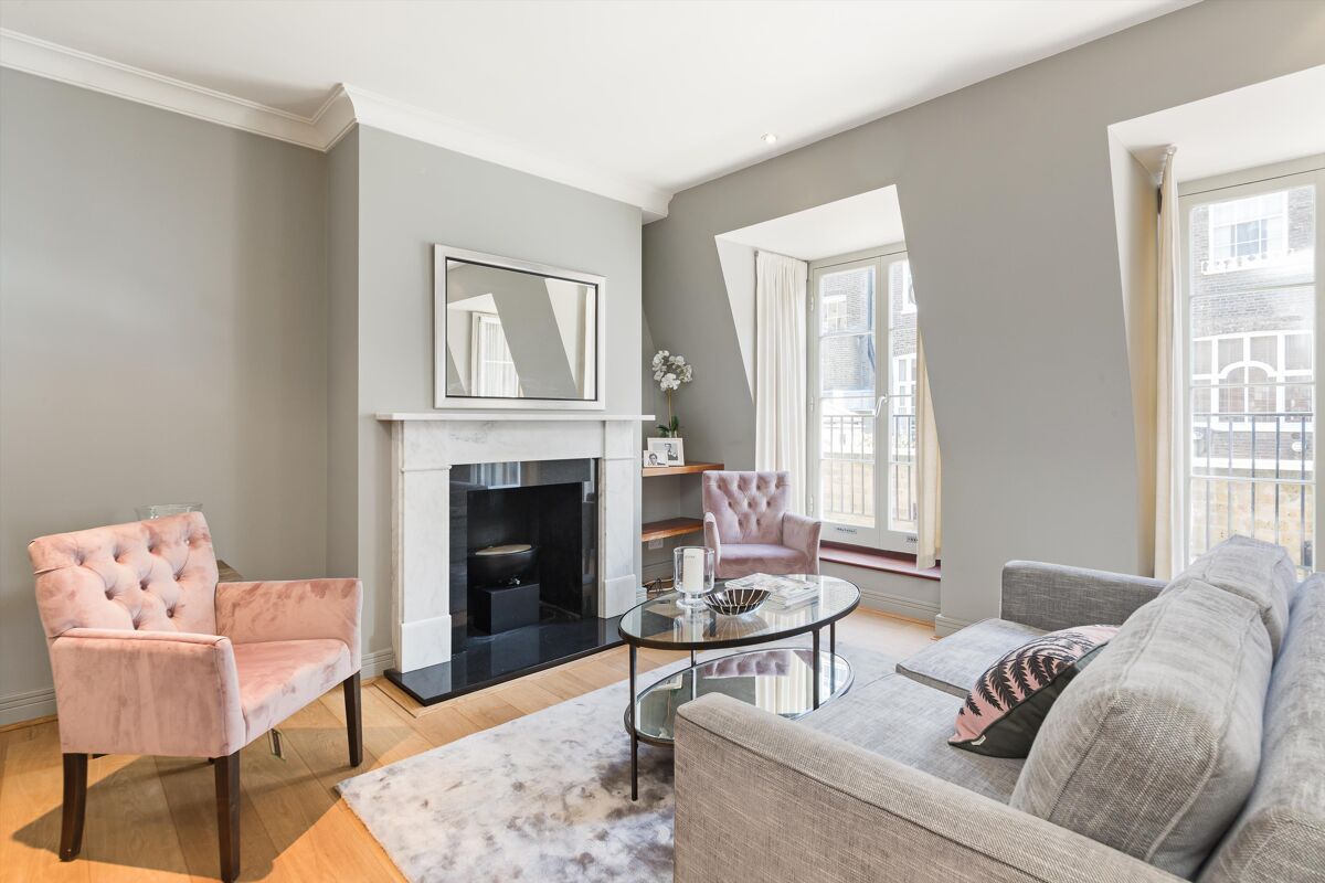 for sale in Montagu Mews West, London, W1H MRY190058