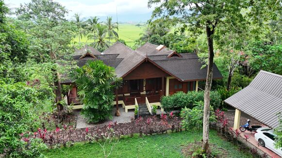 Picture of House for sale.