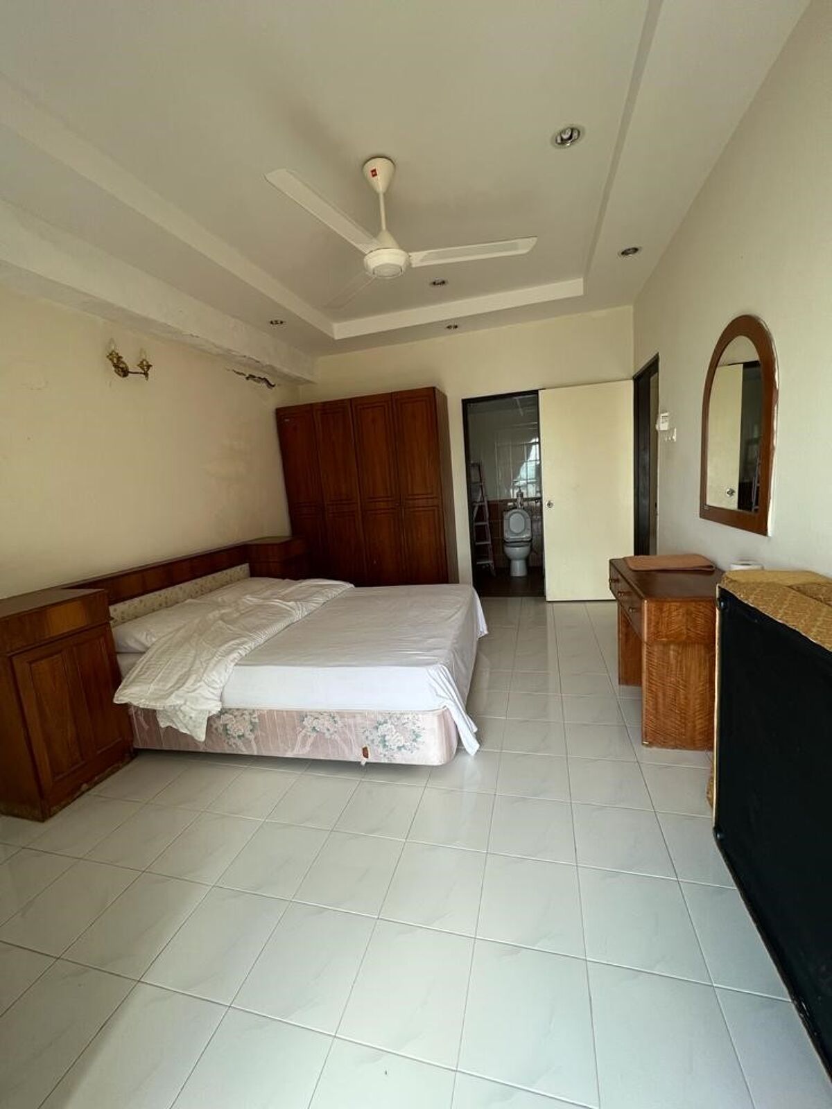 apartment for sale in The Reef Apartment, 54, Jalan Low Yat, Puncak Ria