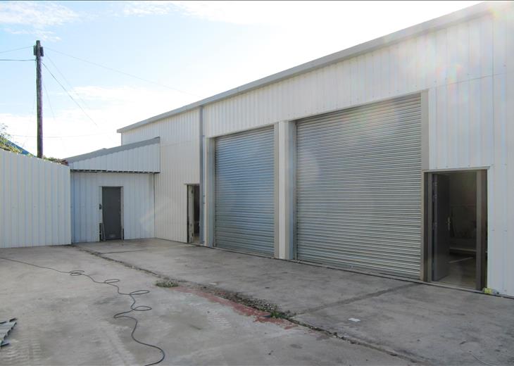 Picture of 755 sqft Industrial/Distribution for rent.