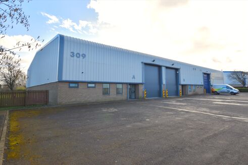 Picture of 5,416 sqft Industrial/Distribution for rent.