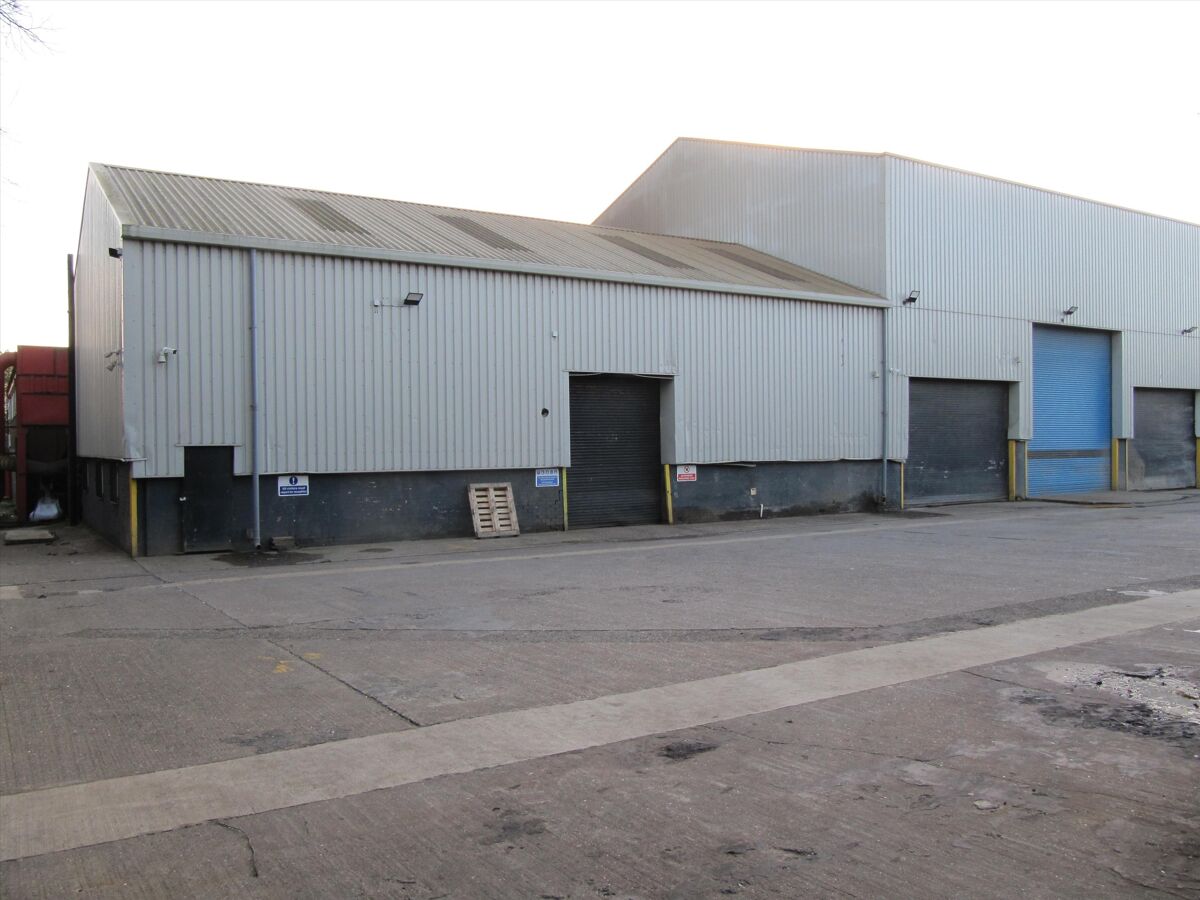 Industrial/Distribution to rent in 6, 7 & 8 Hadrian Road, Metnor