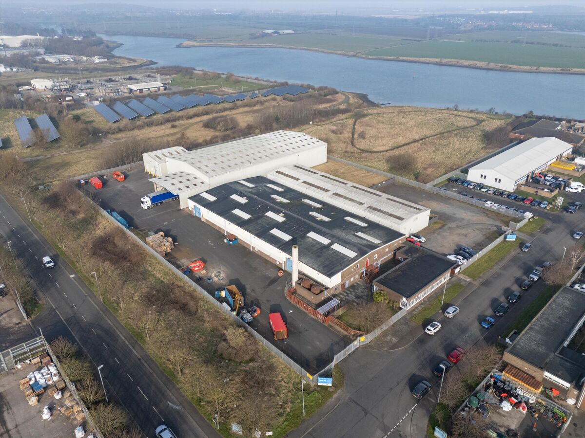 High bay warehousing, storage and manufacturing space